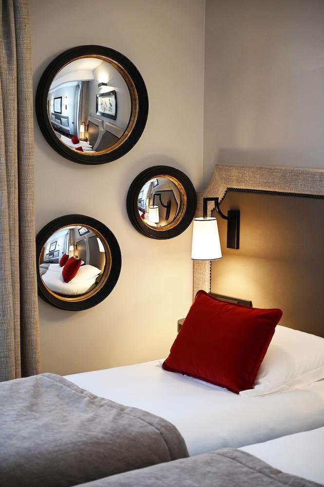 Hôtel Le Rempart Room