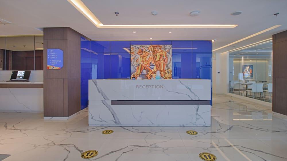 Picasso Inn Featured Image