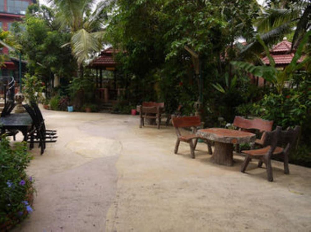 L'Elephant Blanc Resort Interior Detail