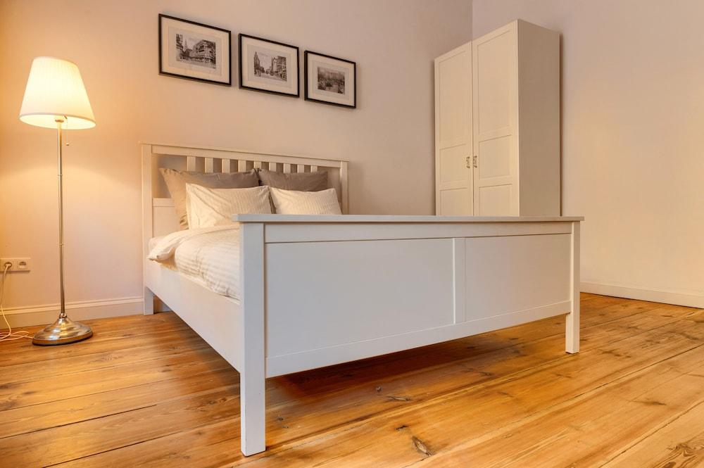 أبارتامنت نوي مياستو - بارك روز غرفة