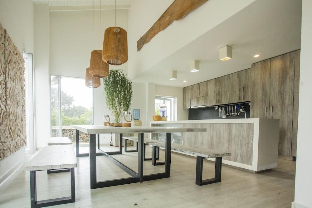 Luxe Villa San Jerónimo by Nomad Guru Interior