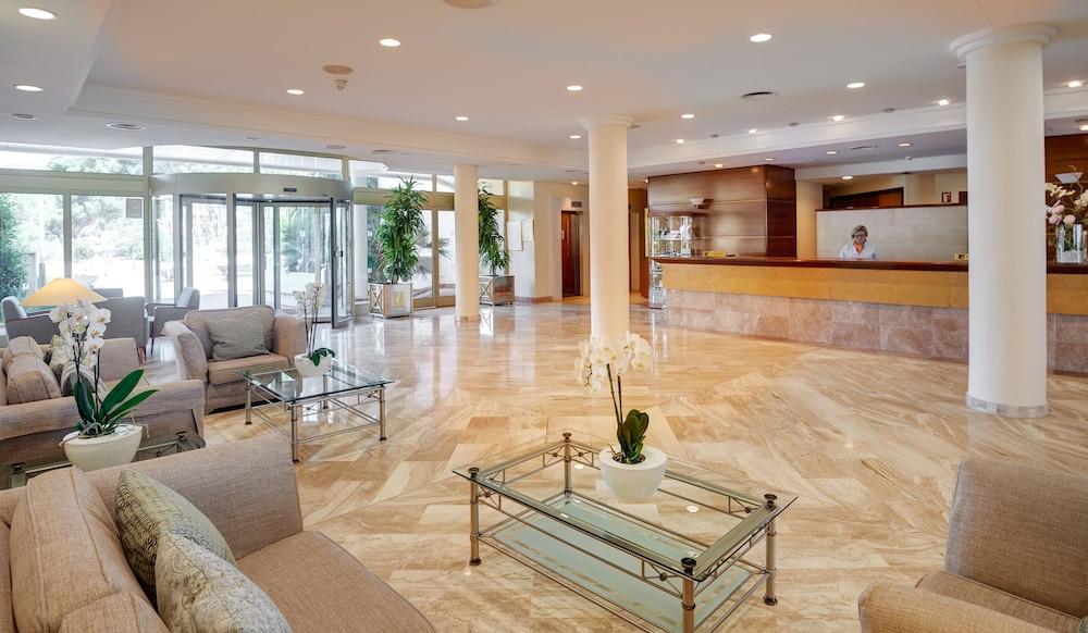 Hipotels Dunas Cala Millor Aparthotel Reception Hall