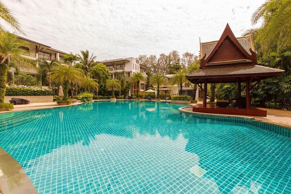 Pearl of Naithon by Alexanders Waterslide