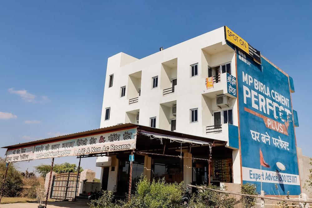 SPOT ON 48398 Shree Deep Hotel Pushkar Exterior