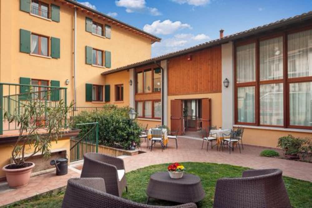 هوتل تري بونتي