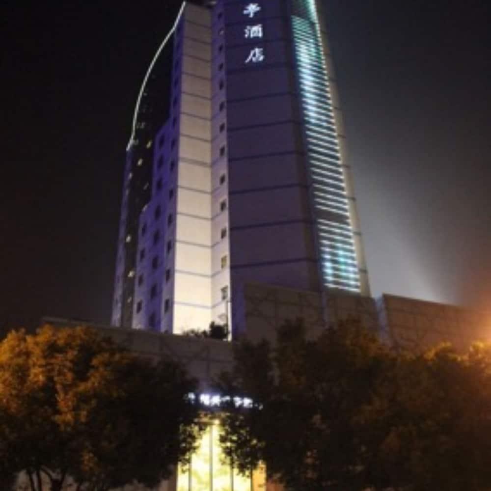 إس إس إيه دبليو بوتيك هوتل شاوشينج