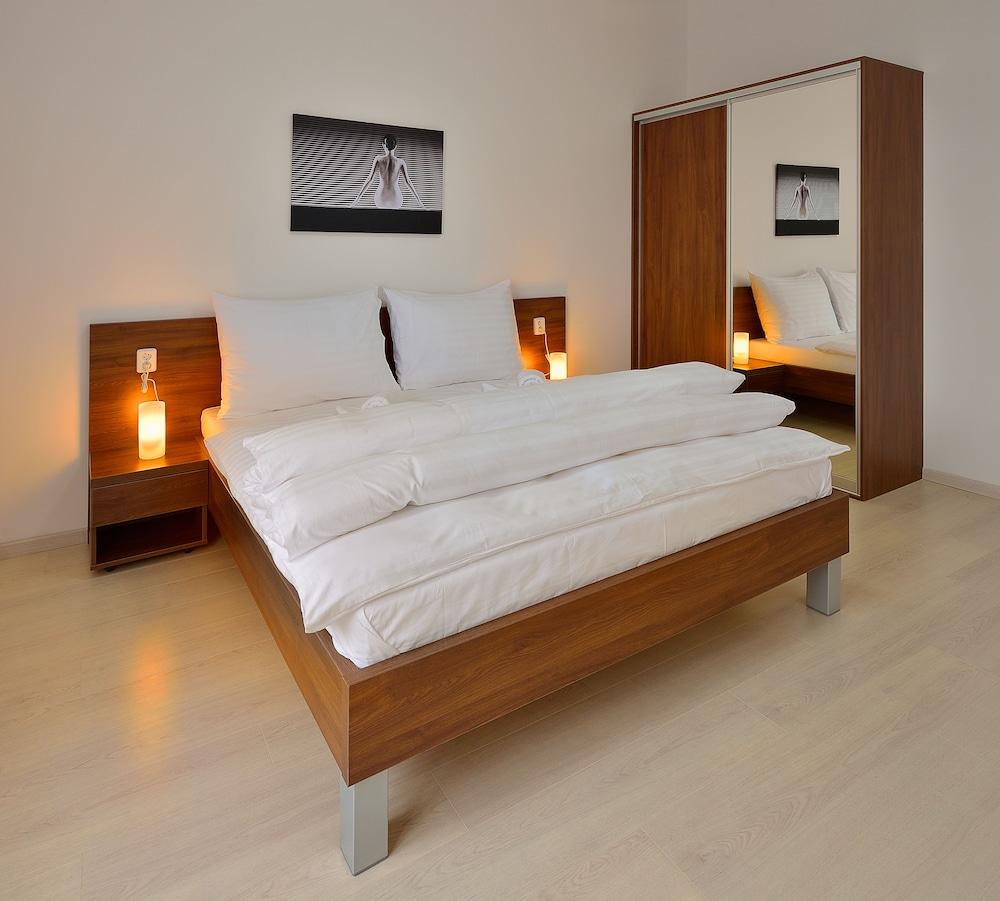 Self Check-in Apartments by Ambiente Room