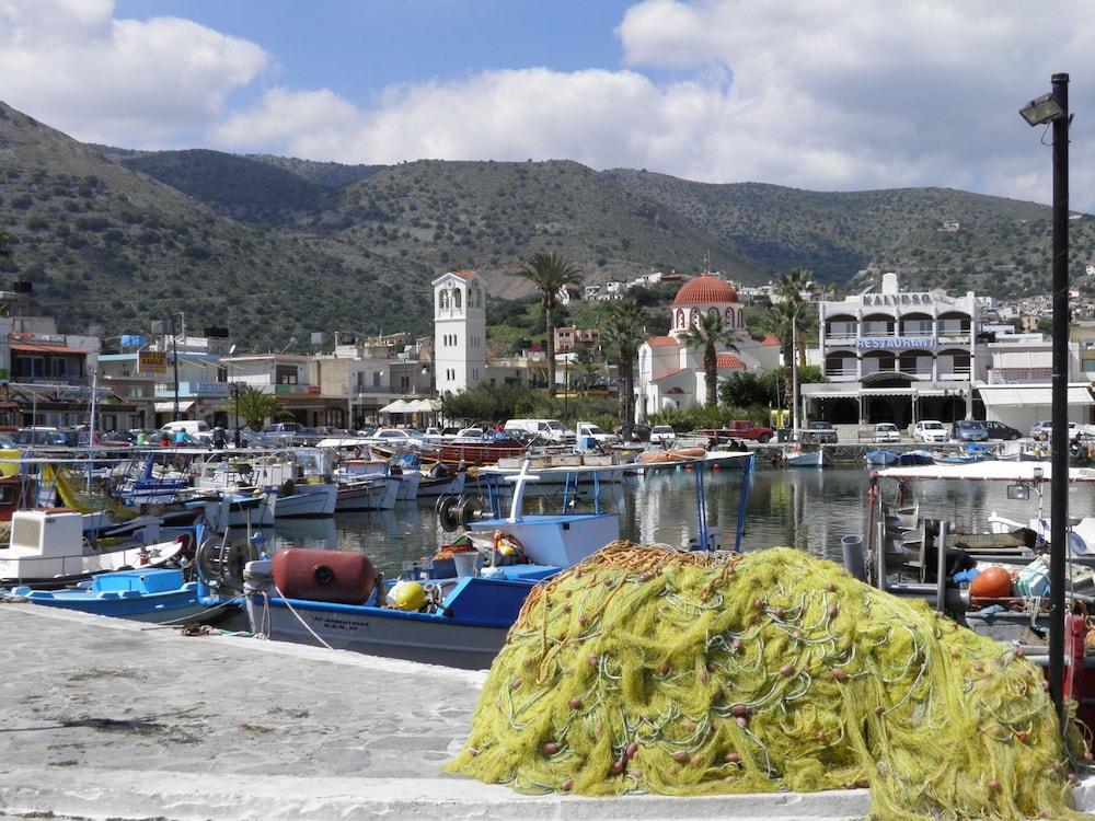 Newly Built Appartments, in Centre Elounda, Communual Large Pool, NE Coast Exterior