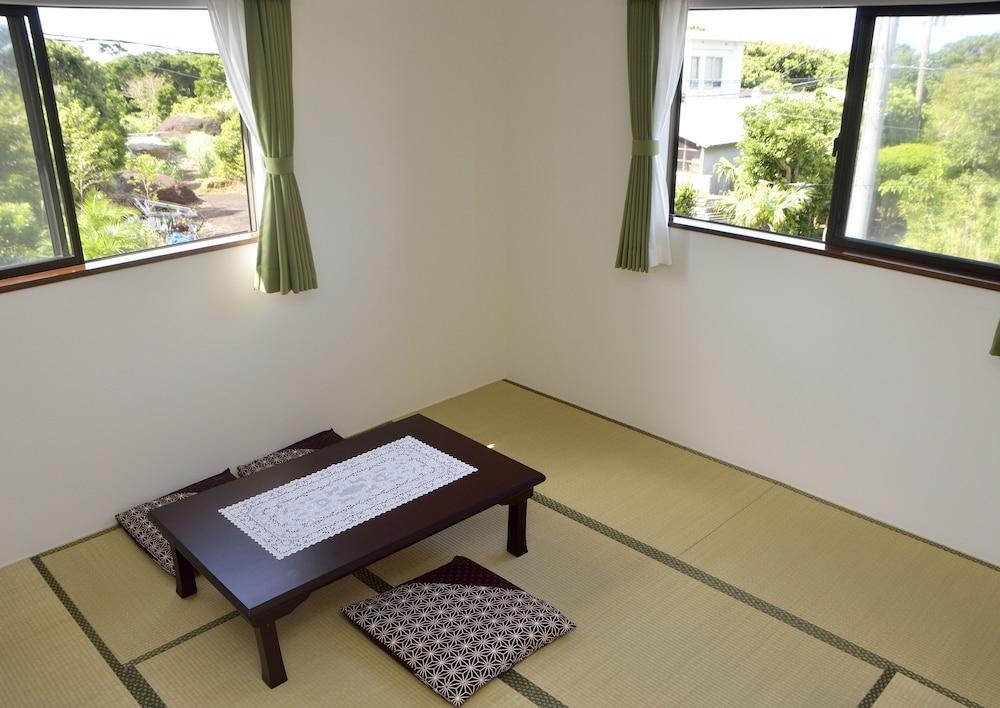 Lodge Ocean Room