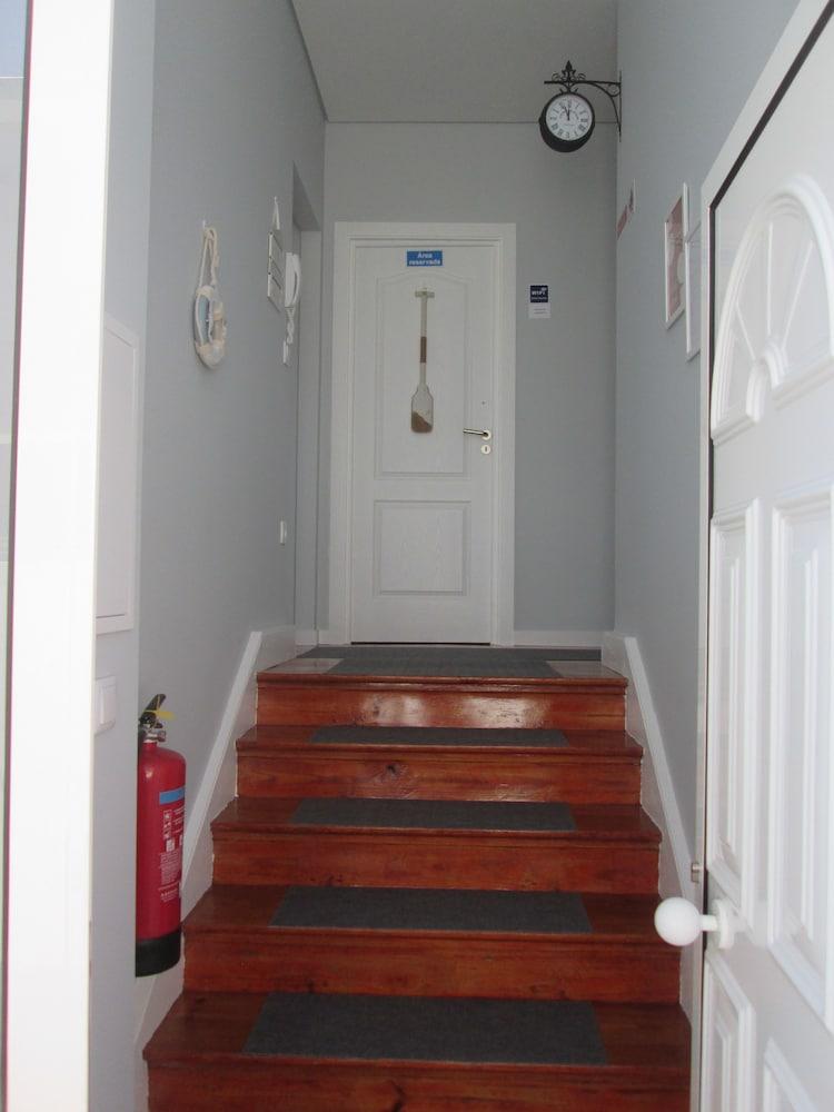 Why Not? Guest House Espinho Interior Entrance