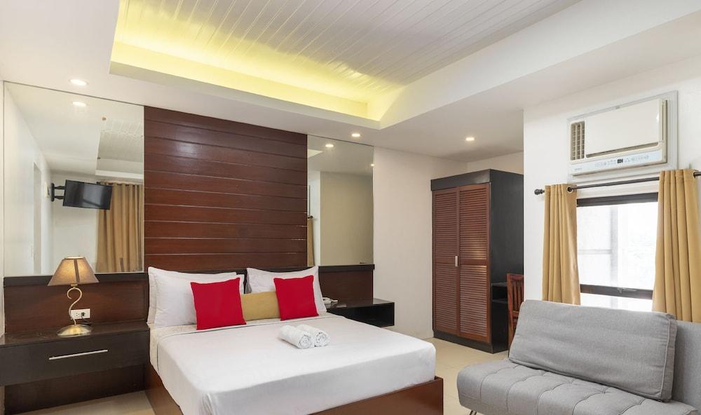 ييلوبيل هوتل