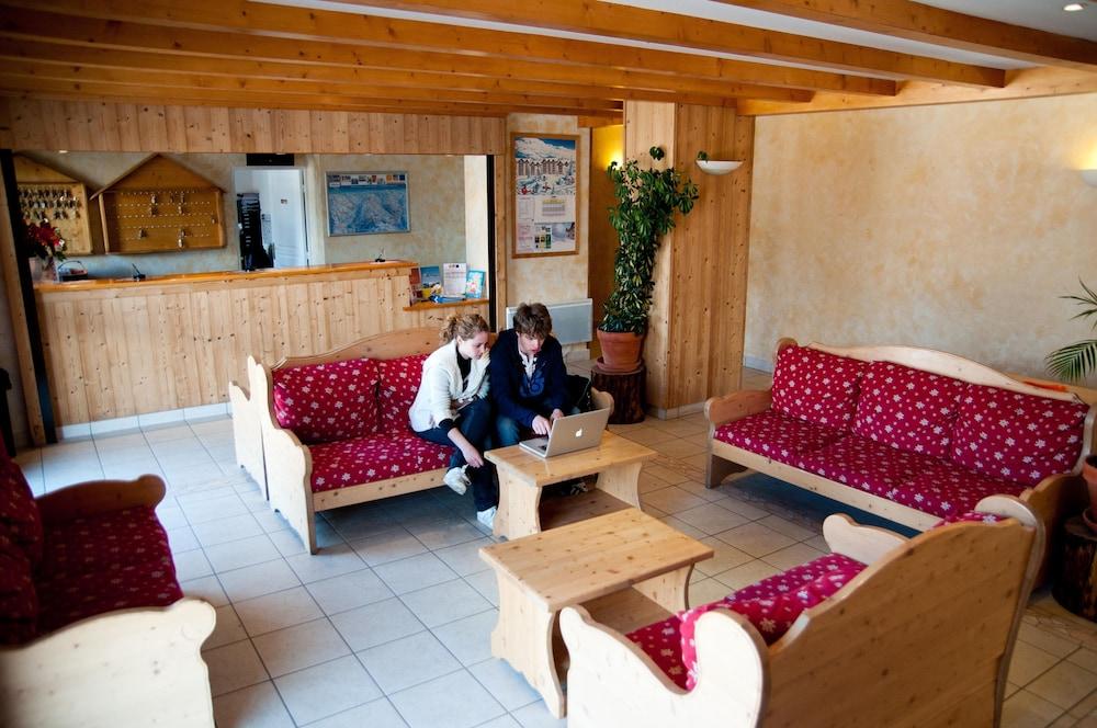 ريزيدانس ليس هوتس دي فالمينيه