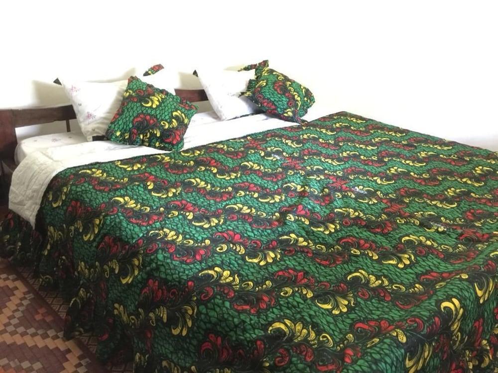 Bwindi View Lodge & Camp Site Room