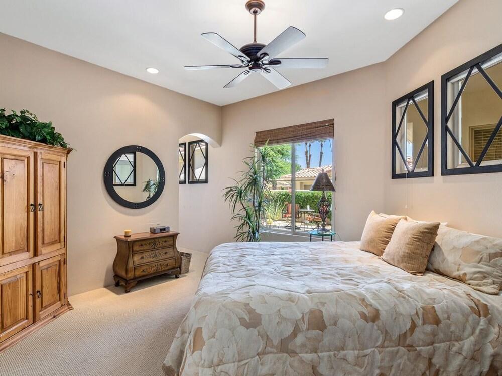 4BR PGA West Pool Home by ELVR - 80705 Room