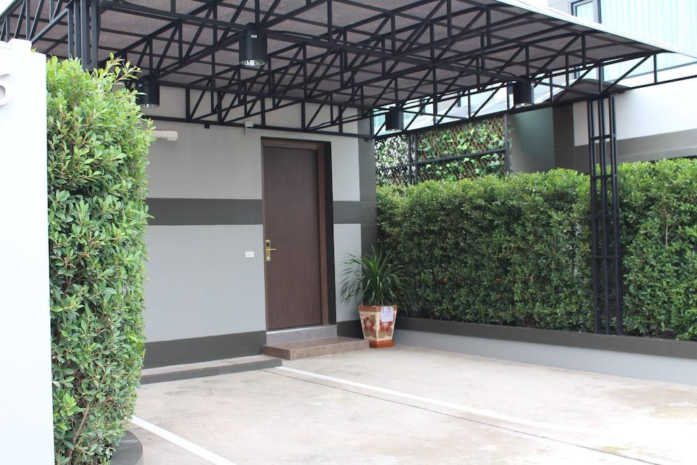 Sweety Resort Exterior