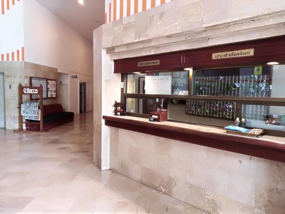 Supanich Railway Station Reception Hall