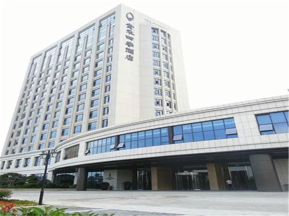 Weihai Guishe Fourseasons Hotel Exterior