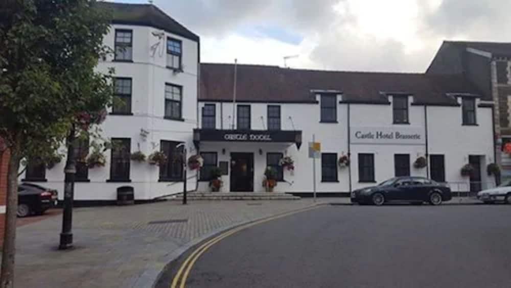 Castle Hotel