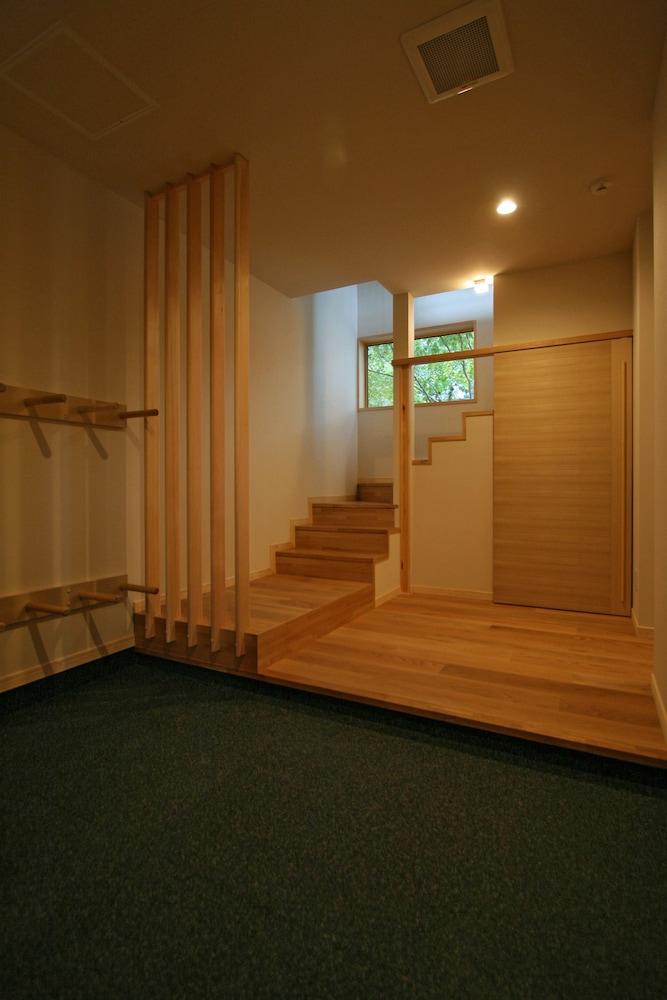 Fuyunoki Interior Entrance