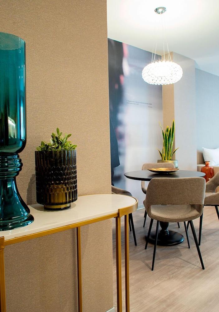 Voghe Premium Flats Lobby Sitting Area