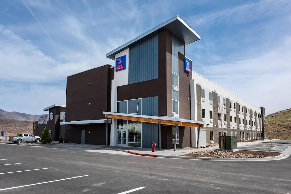 Studio 6 Mccarran, NV - Sparks - Tahoe - Reno Industrial Center