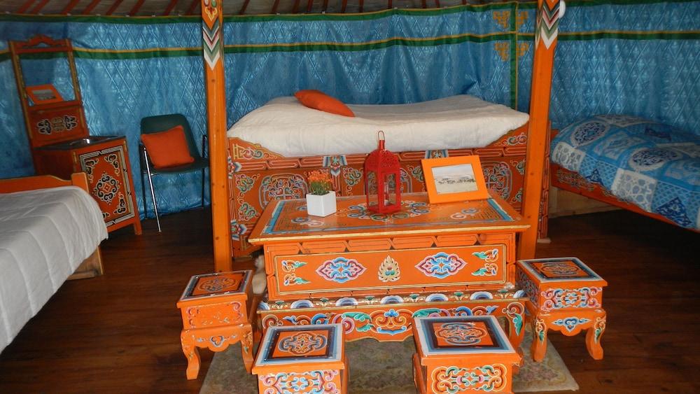 ليه شاليه ألا فيرم ديز إيبي غرفة