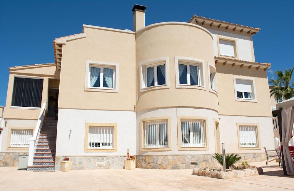 Casa Lanjaron B&B