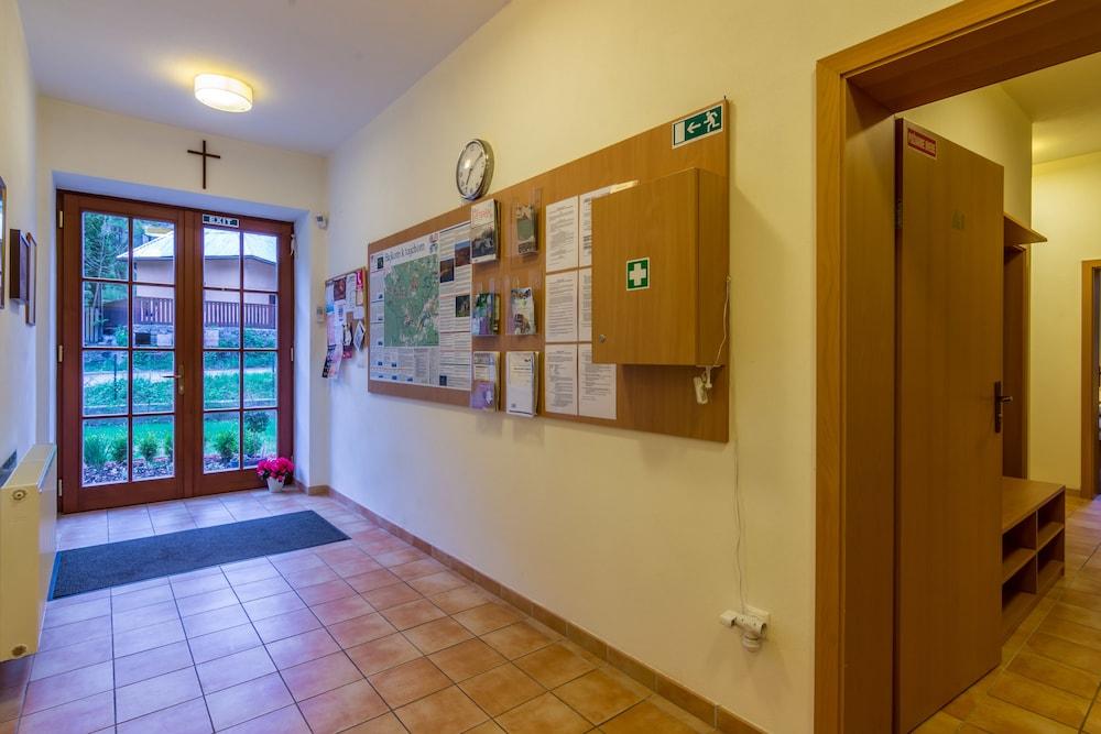 Apartmány Weissov dom Interior Entrance