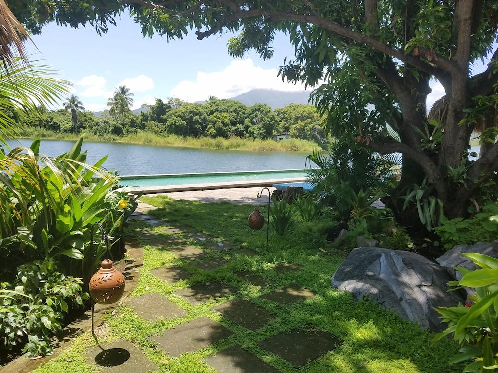 Isleta El Recedo Property Grounds