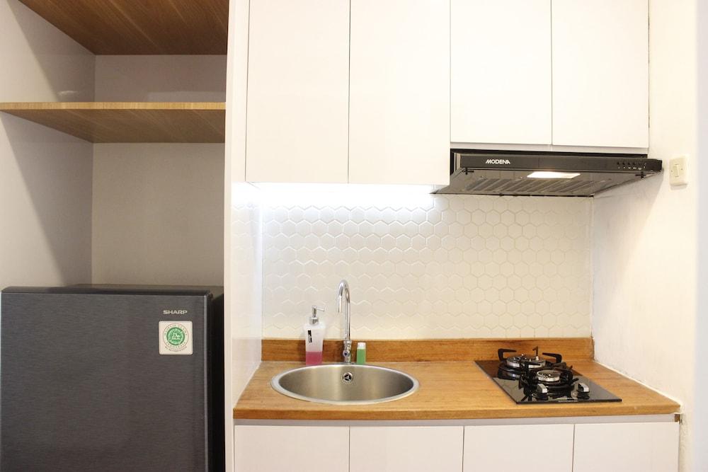 Classic and Comfy 2BR @ Gateway Pasteur Apartment Exterior