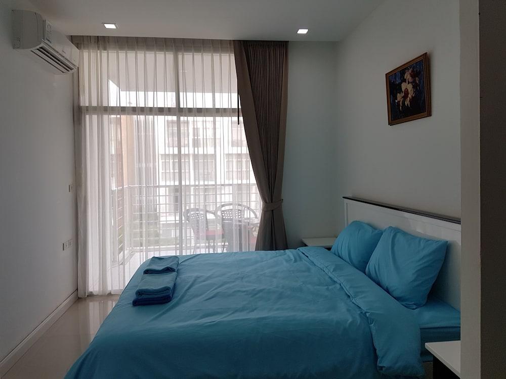 Enjoy Krabi and Relax Room
