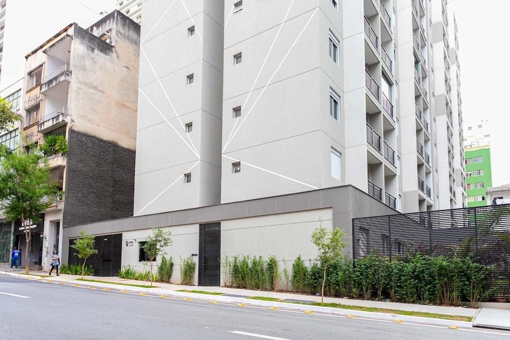 Smart Charlie Consolação Exterior
