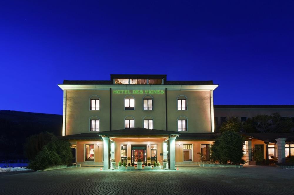Hôtel des Vignes Featured Image