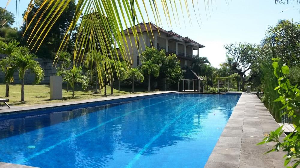 Blue Hill Dive Resort Tulamben