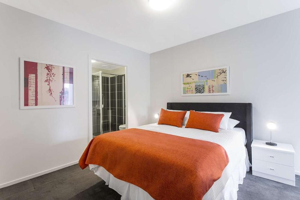 Style in the heart of Carlton Room