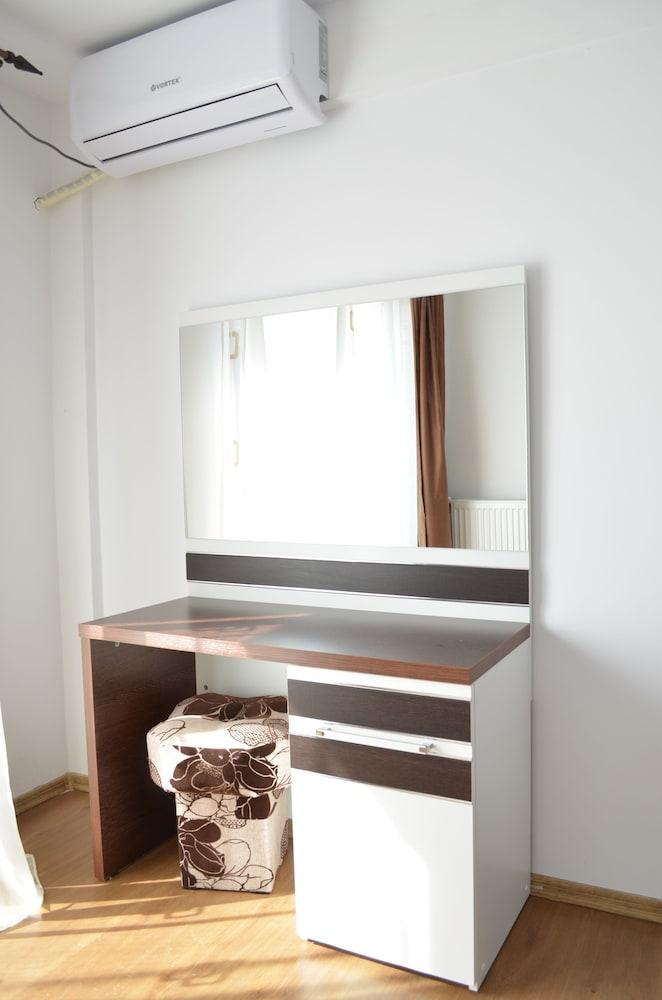 Alexys Residence 9 Room