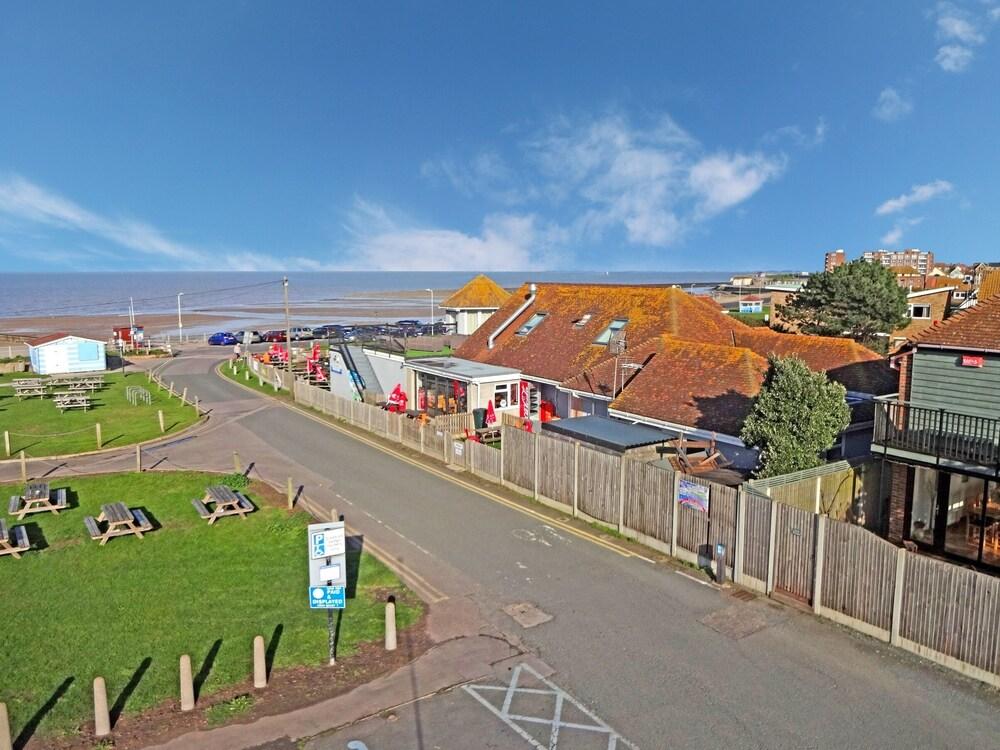 The Waves Bar Cafe B and B Hotel Aerial View