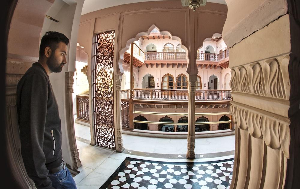 هافيلي دارامبورا آند جولدن هافيلي - ونيسكو أوارديد بوتيك هيريتيدج هوتل الردهة
