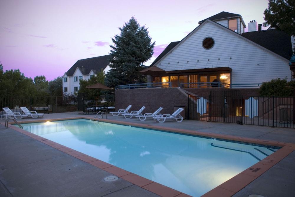 The Commons Hotel & Suites - Denver Tech Center Outdoor Pool