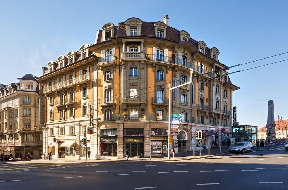 Swiss Wine by Fassbind Exterior