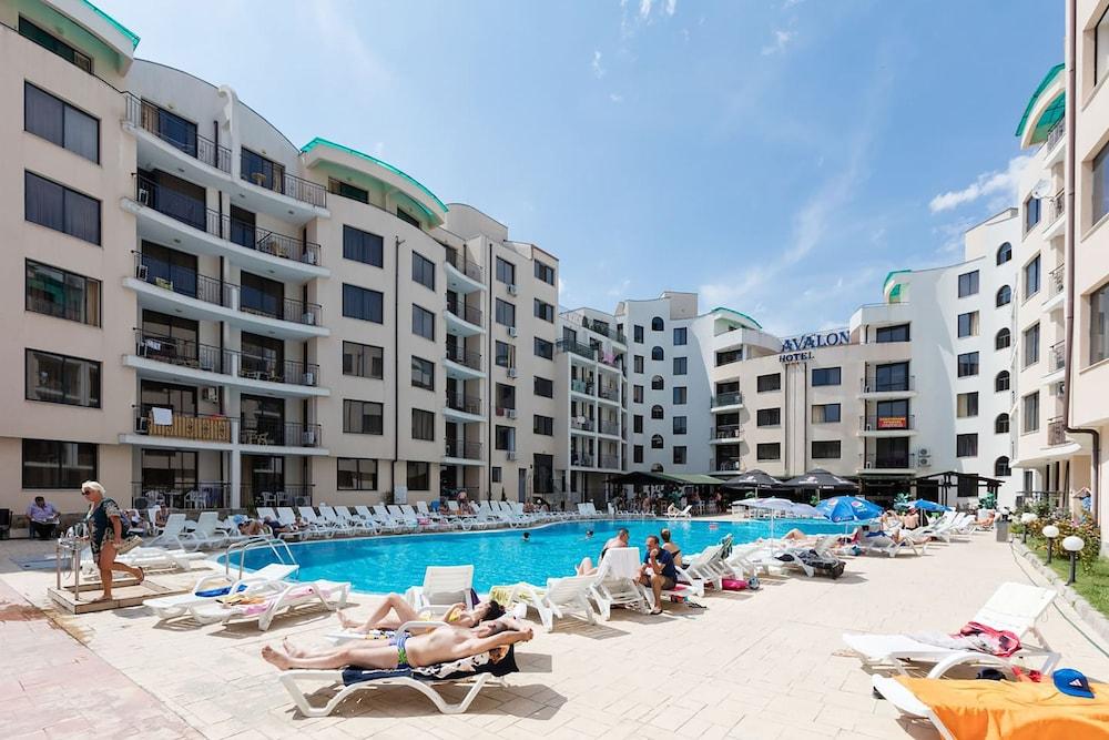 Studio with Balcony & Pool View Outdoor Pool