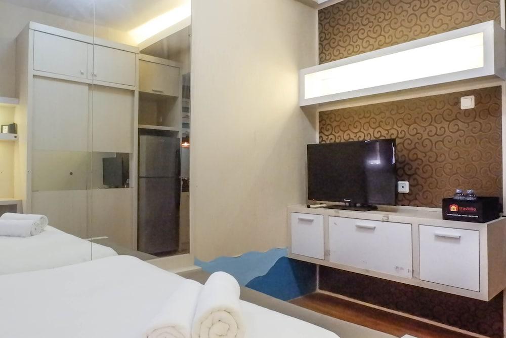 Trendy and Tidy Studio Room at Puri Mas Apartment Interior