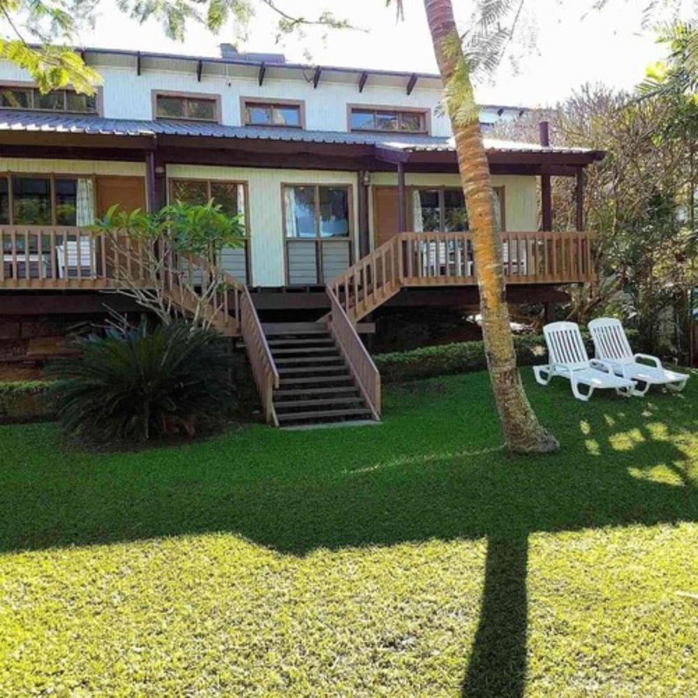 The Crow's Nest Resort Exterior