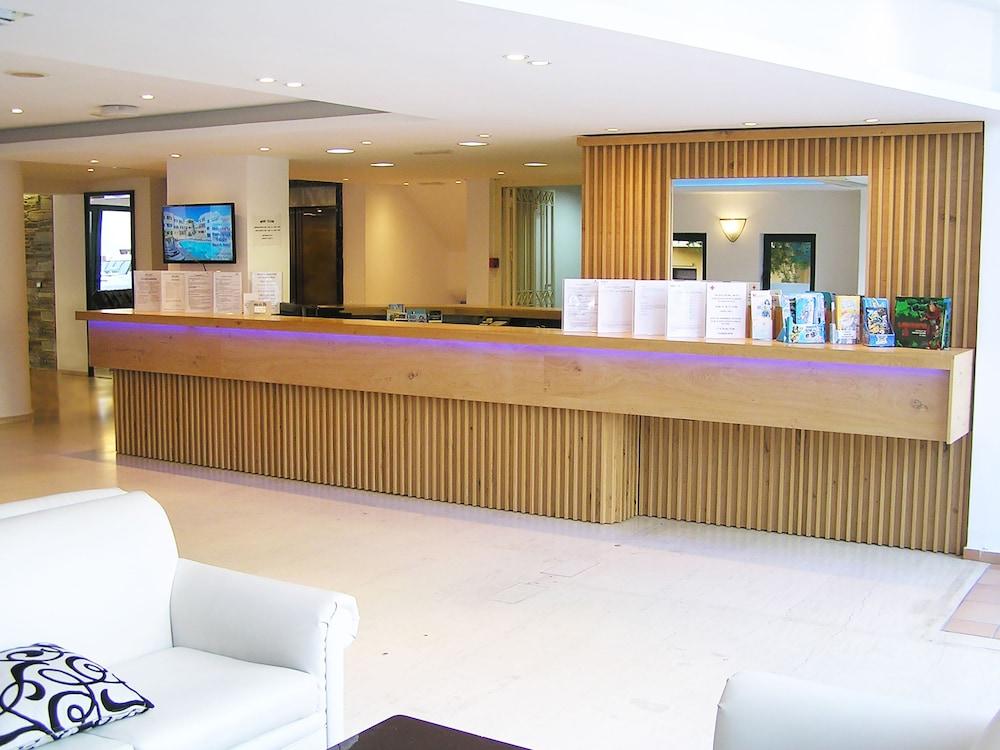 Elmi Suites Beach Hotel - All Inclusive Reception
