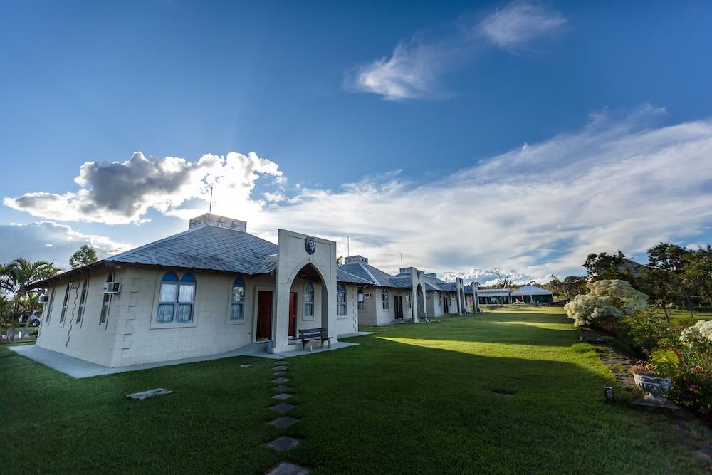 Pousada Camelot Exterior