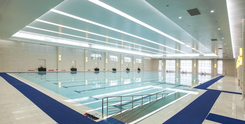 The Carp Islet Resort Indoor Pool