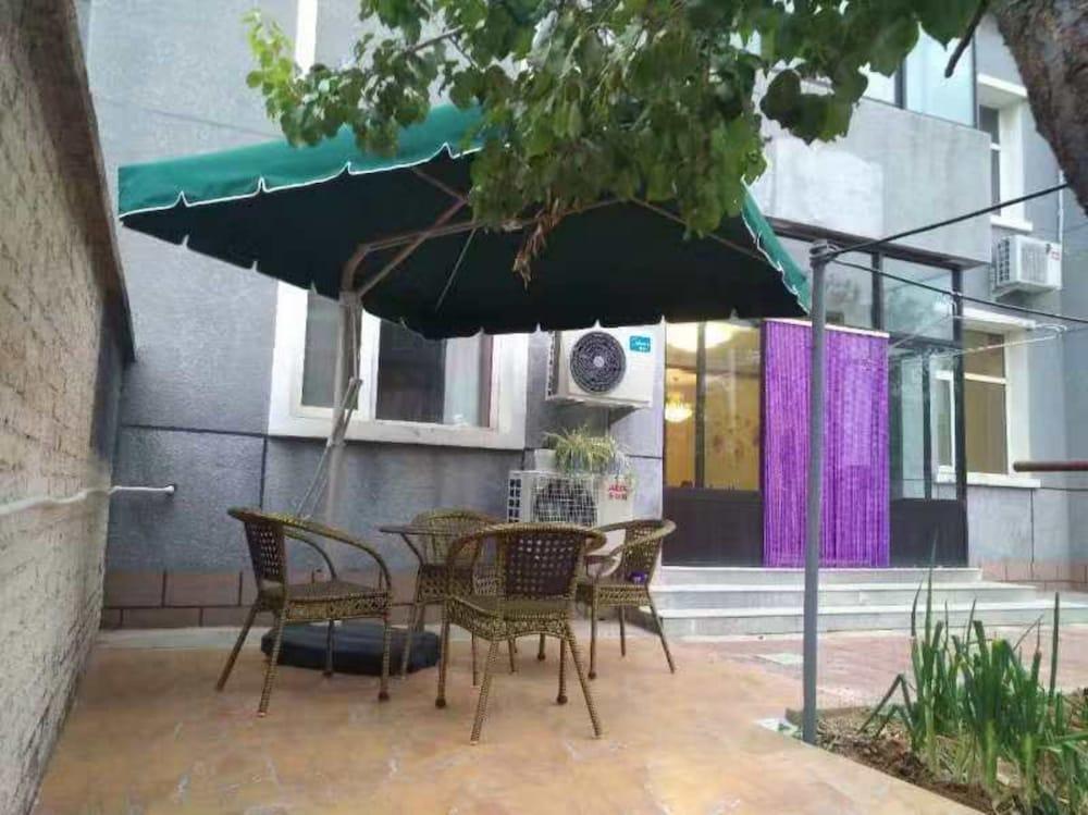 Ru Yi Residence Featured Image