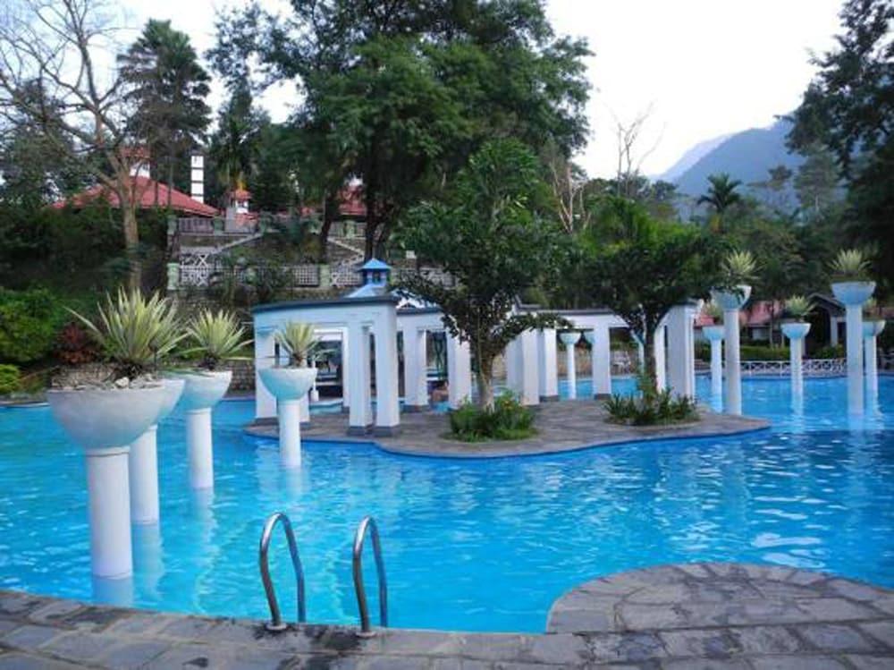Riverside Spring Resort Waterslide