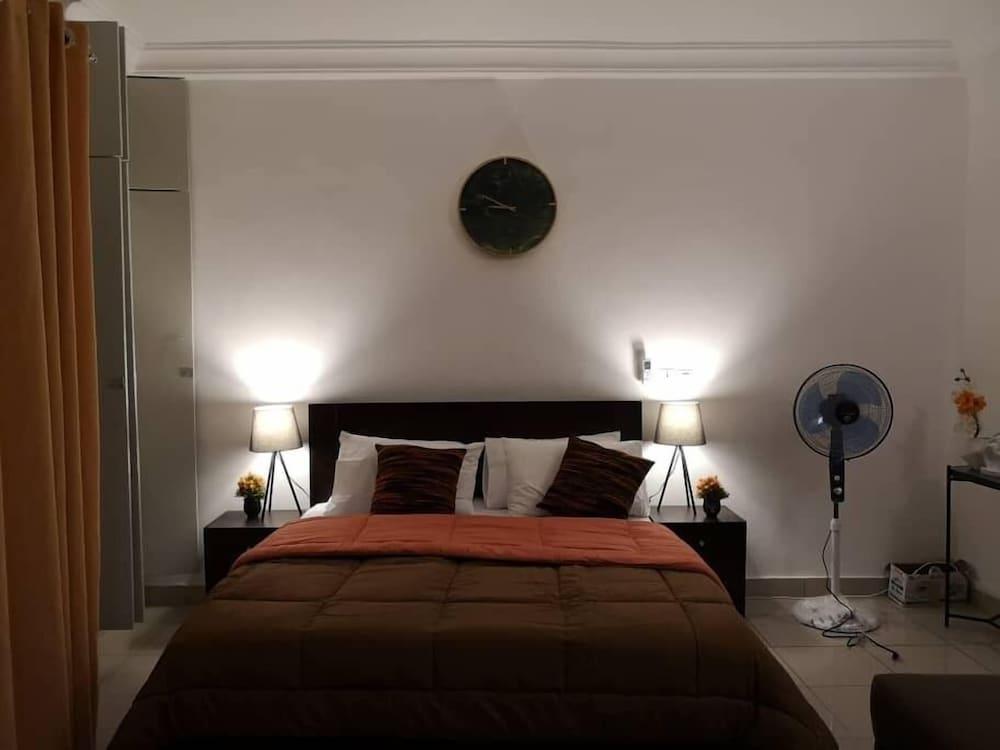 Yopougon Serenity Abidjan Room