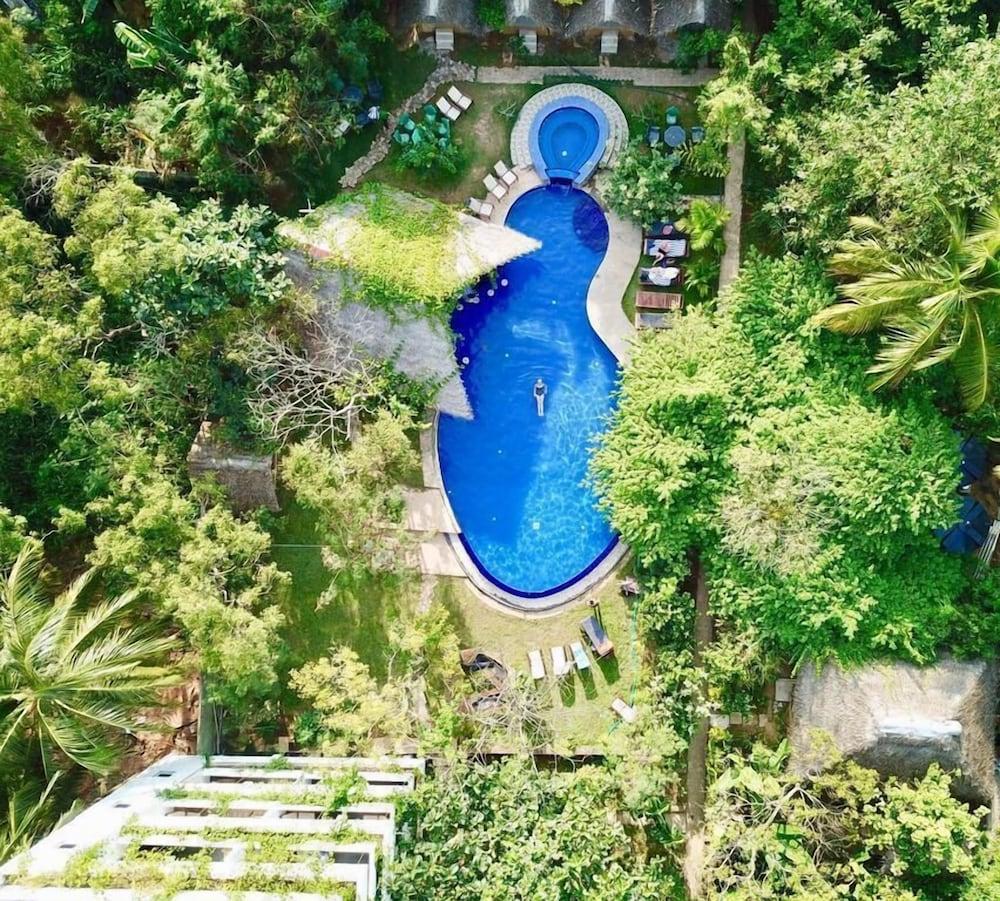 Sundaras Resort & Spa
